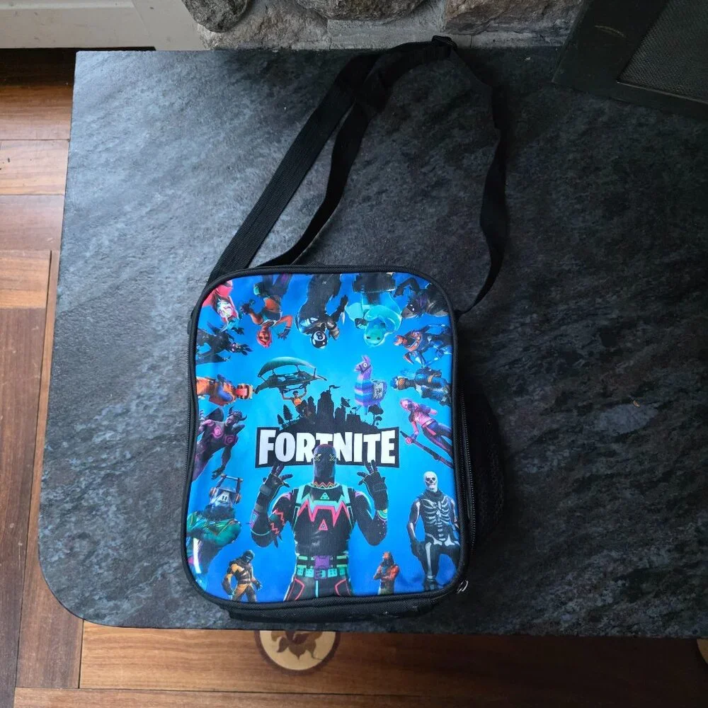 Fortnite Shoulder Strap Soft Lunchbox